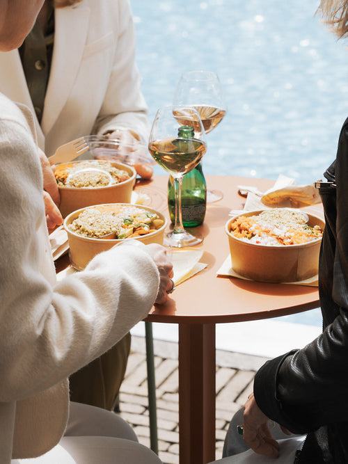 Food, Drinks & Social Moments