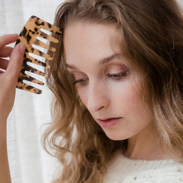 The Hair Comb Petite
